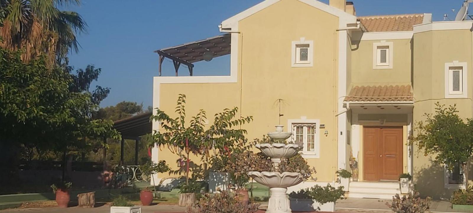 Acqui Villa Argostoli  Exteriör bild